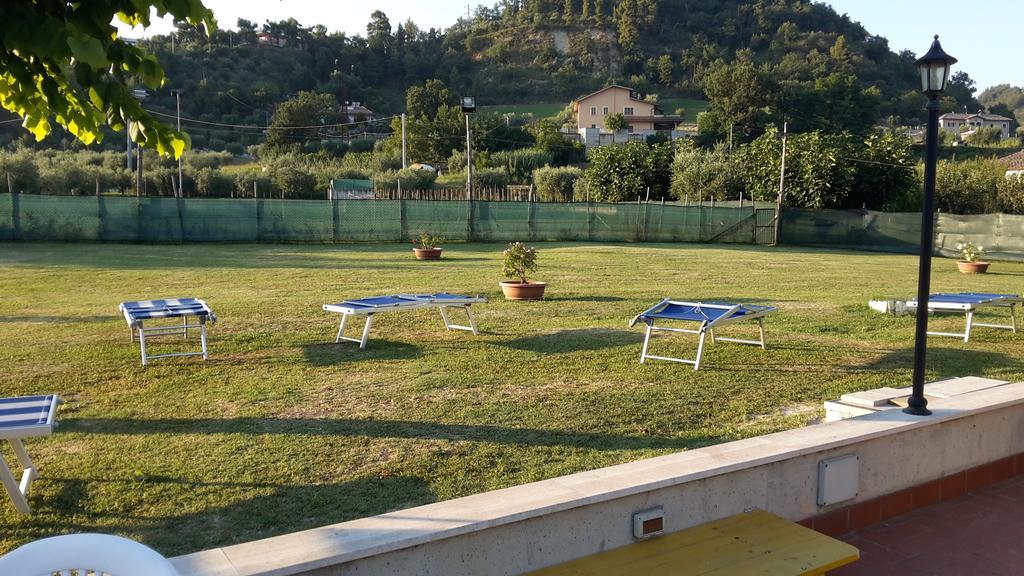 אסקולי פיצ'נו Agriturismo La Cantina מראה חיצוני תמונה